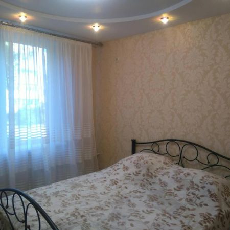 Уютно И По Домашнему Комфортно Студенческая 2К Кв Зубенко 19 Kharkiv Eksteriør bilde